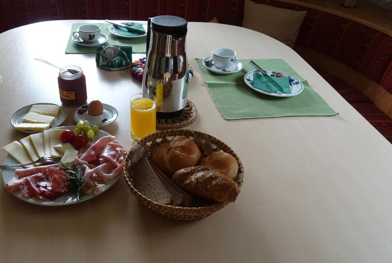 Ferienhaus Enzi Weissbriach Dış mekan fotoğraf