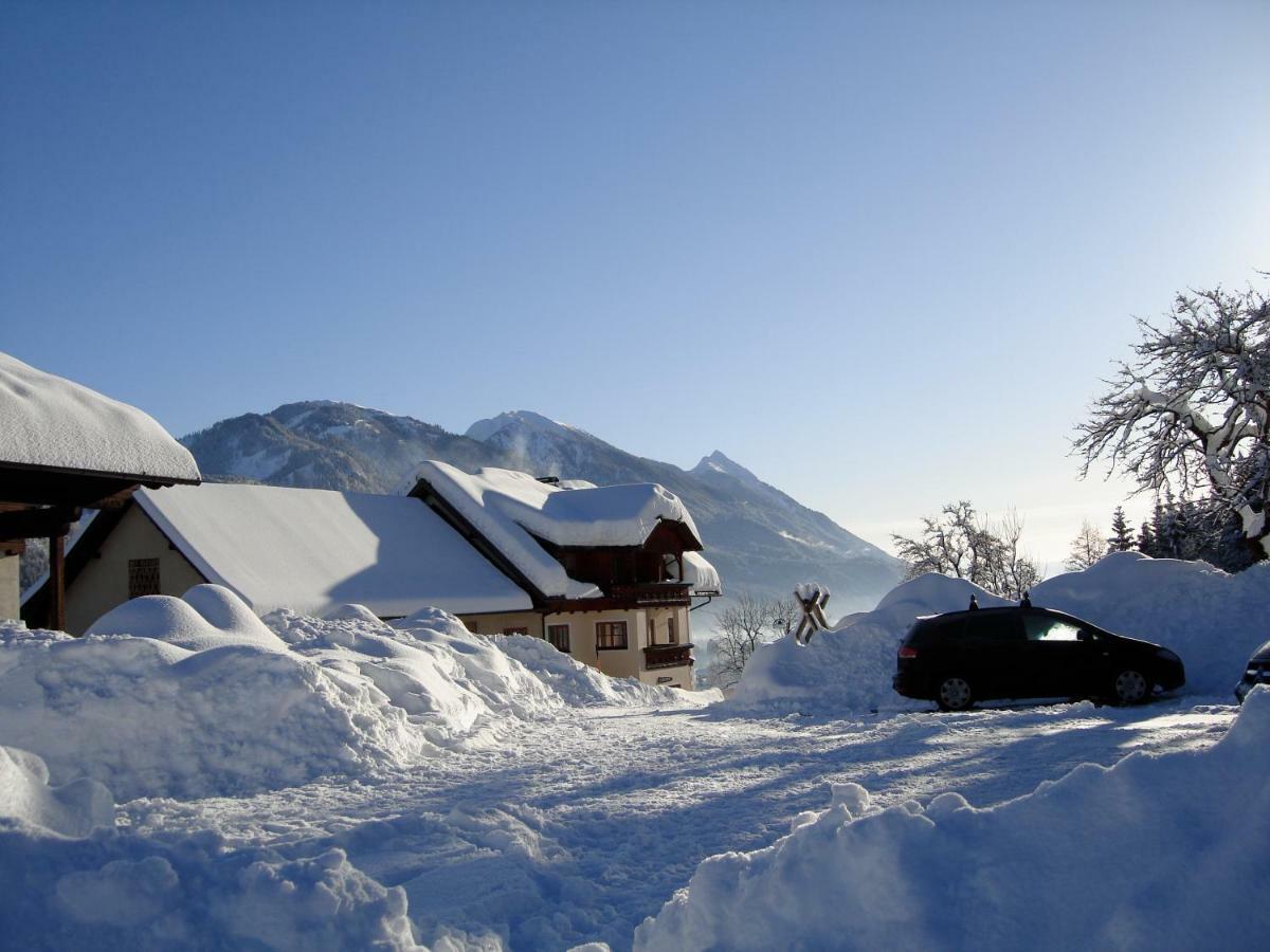 Ferienhaus Enzi Weissbriach Dış mekan fotoğraf