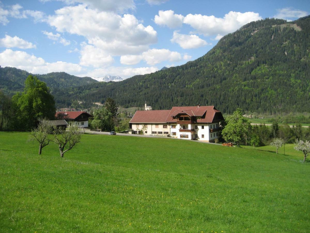Ferienhaus Enzi Weissbriach Dış mekan fotoğraf
