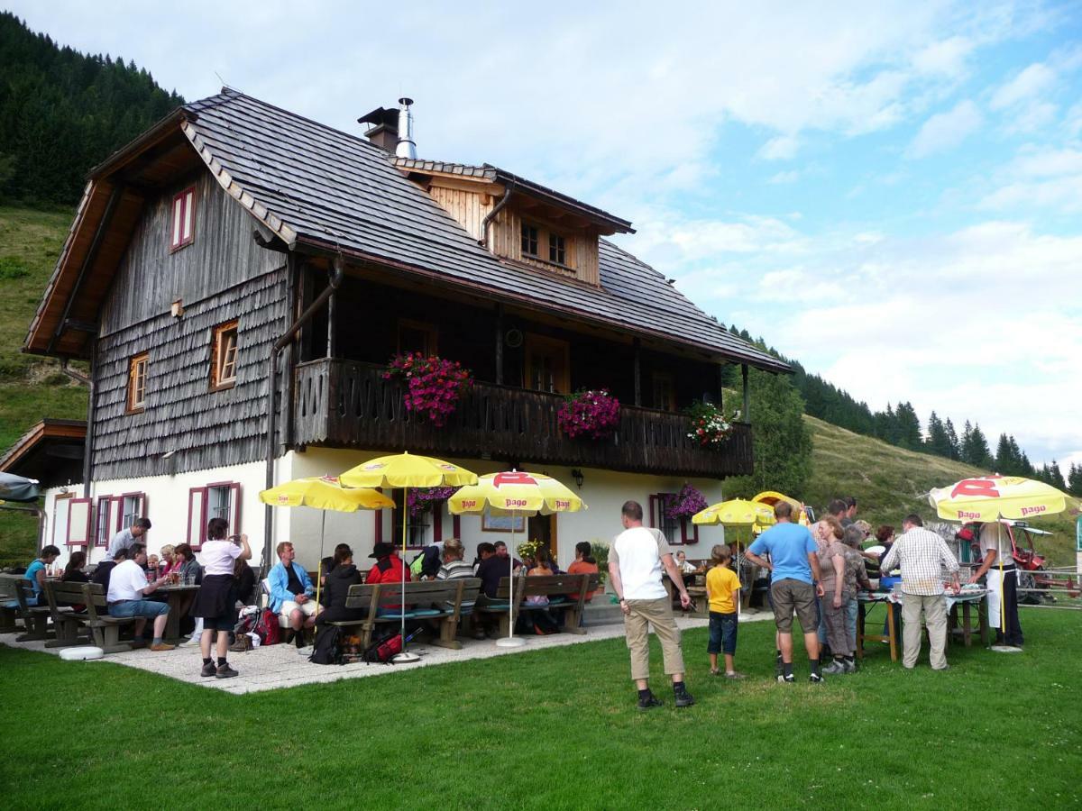 Ferienhaus Enzi Weissbriach Dış mekan fotoğraf